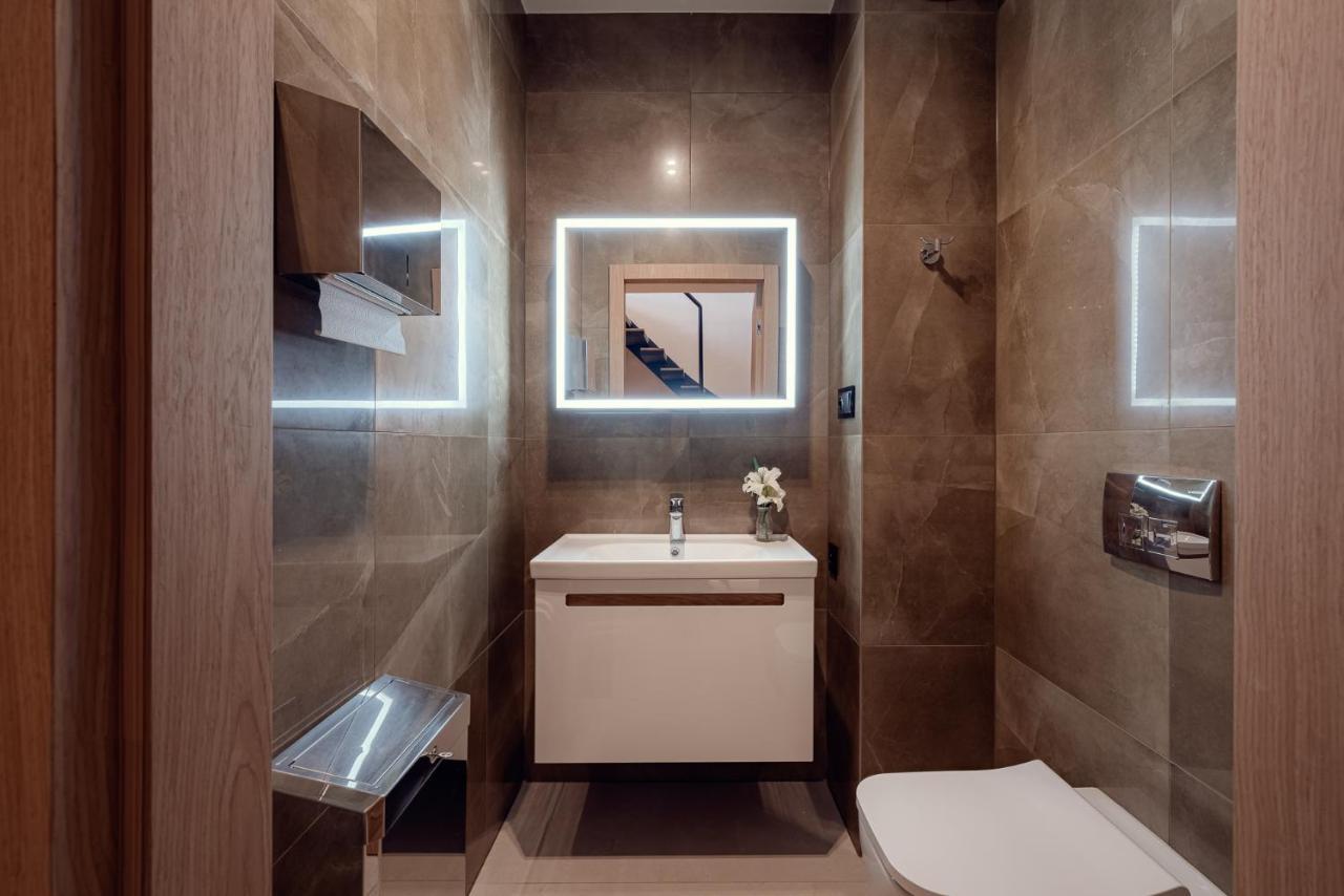 One Luxury Apartments Rzeszow Ngoại thất bức ảnh